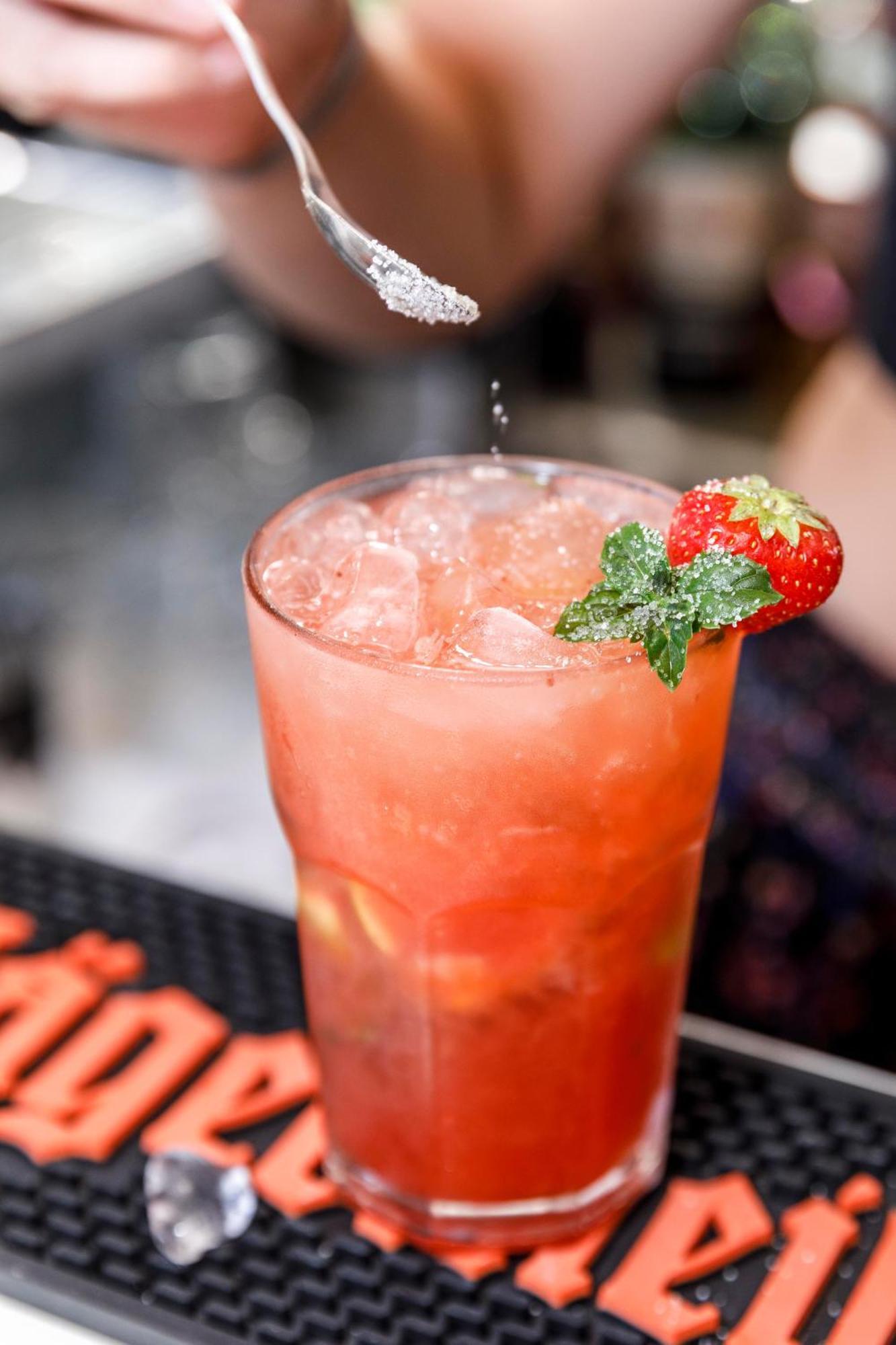 海马酒店 依克希亚 外观 照片